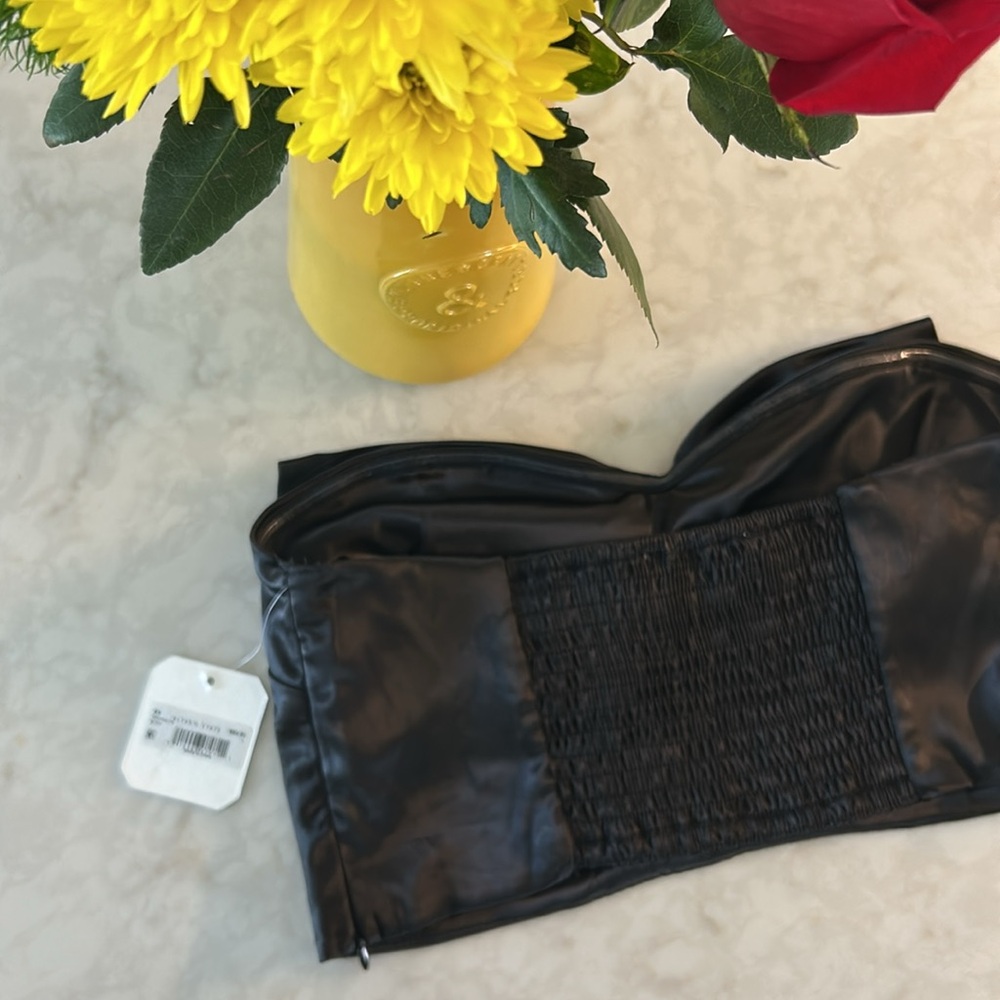 NWT Roxie Strapless Bow Top - Picture 7 of 8